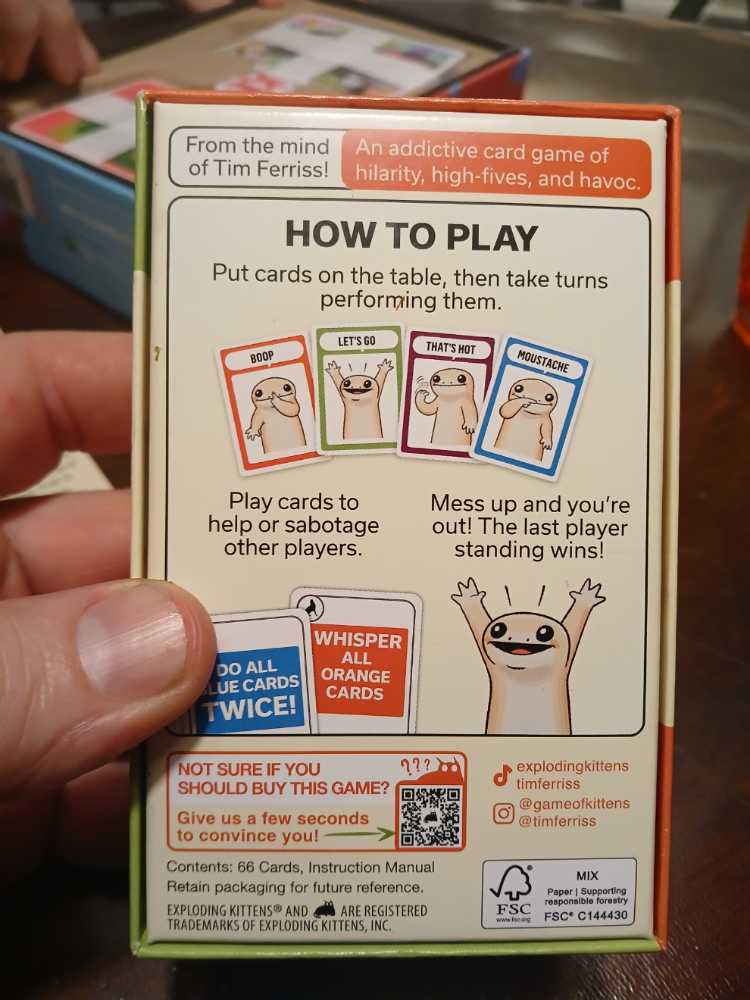 Coyote Party Game 10 Minutes Ages 10  (3-8) board game collectible [Barcode 810171410146] - Main Image 2