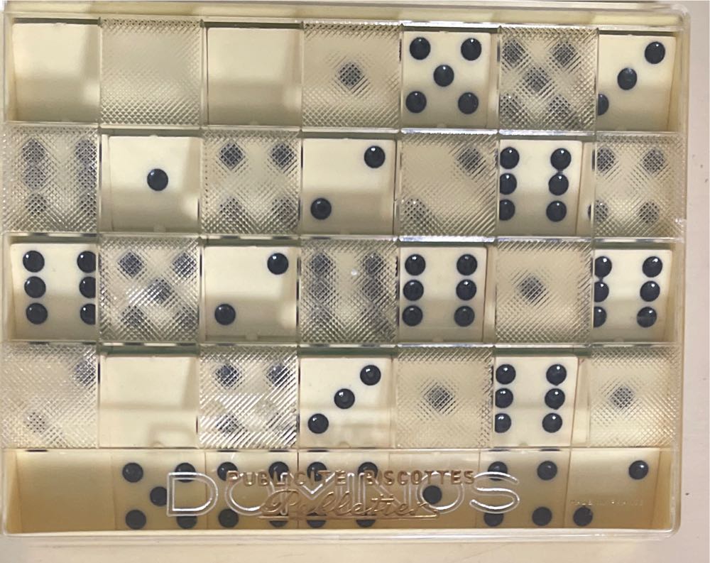 Dominoes  (2) board game collectible - Main Image 2