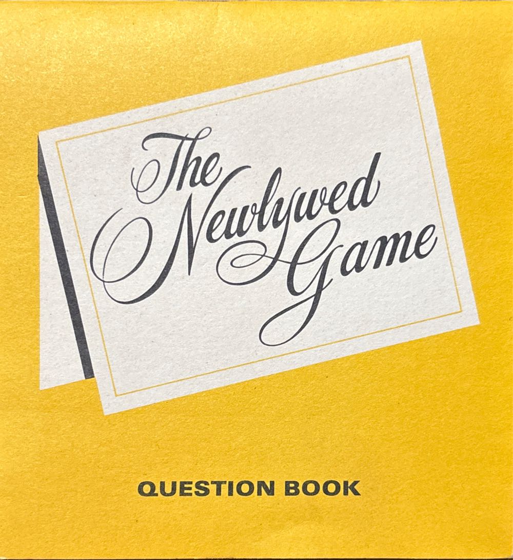 The Newlywed Game  (2-4 Couples) board game collectible - Main Image 3