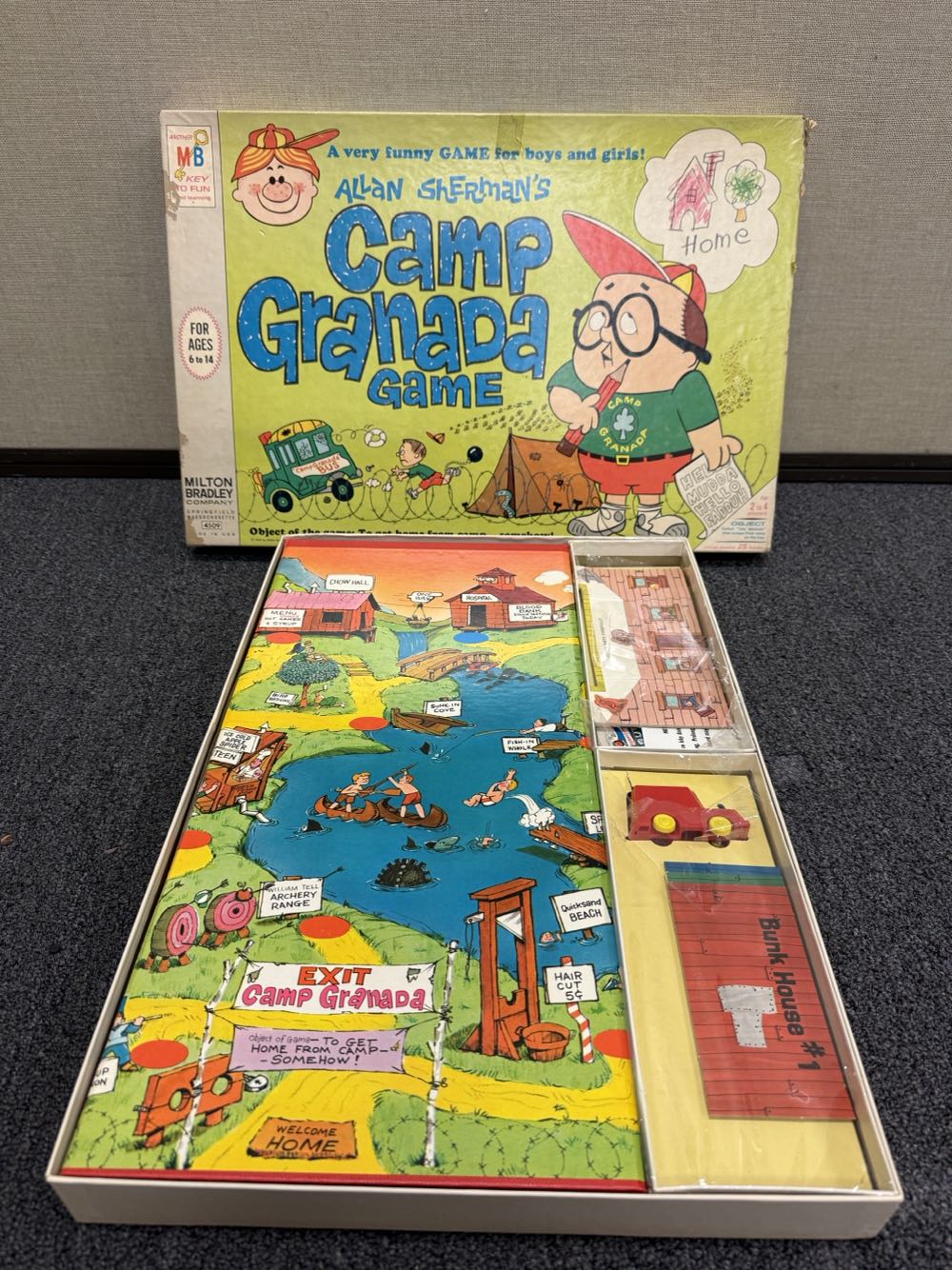 Gegen Höhle Gegen Big Box Caverna: Caverna €