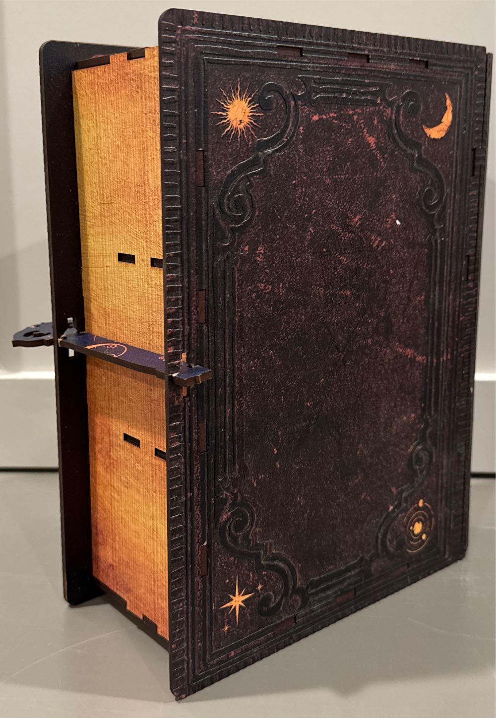 Frazetta Tarot: Wooden Edition  (1+) board game collectible - Main Image 2