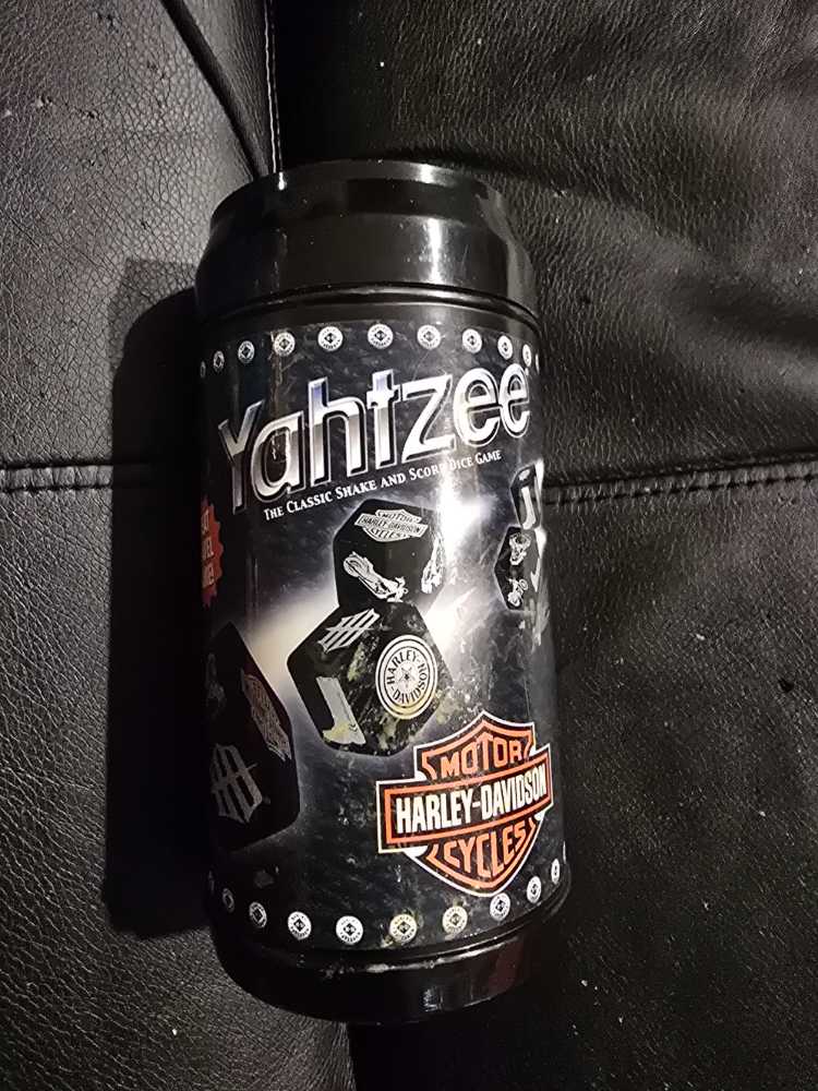 Yahtzee Harley Davidson  (1+) board game collectible - Main Image 2