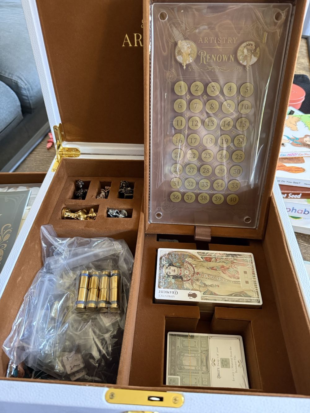 Artistry: Jewelry Box Edition 🎲  (1-4) board game collectible [Barcode 850068771035] - Main Image 4