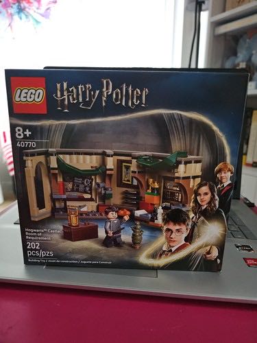 Ravensburger Gravitrax Pro Vertical Starter Set Gravity & Magnetic Marble Game Challenging Stem Toy For Kids Brain-building Educational Gift Critical Thinking & Problem Solving Age 8