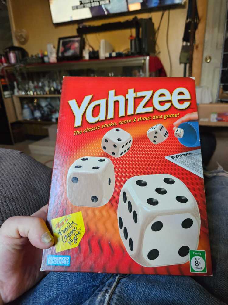 It: Paladone Pennywise Playing Cards In Tin Cc