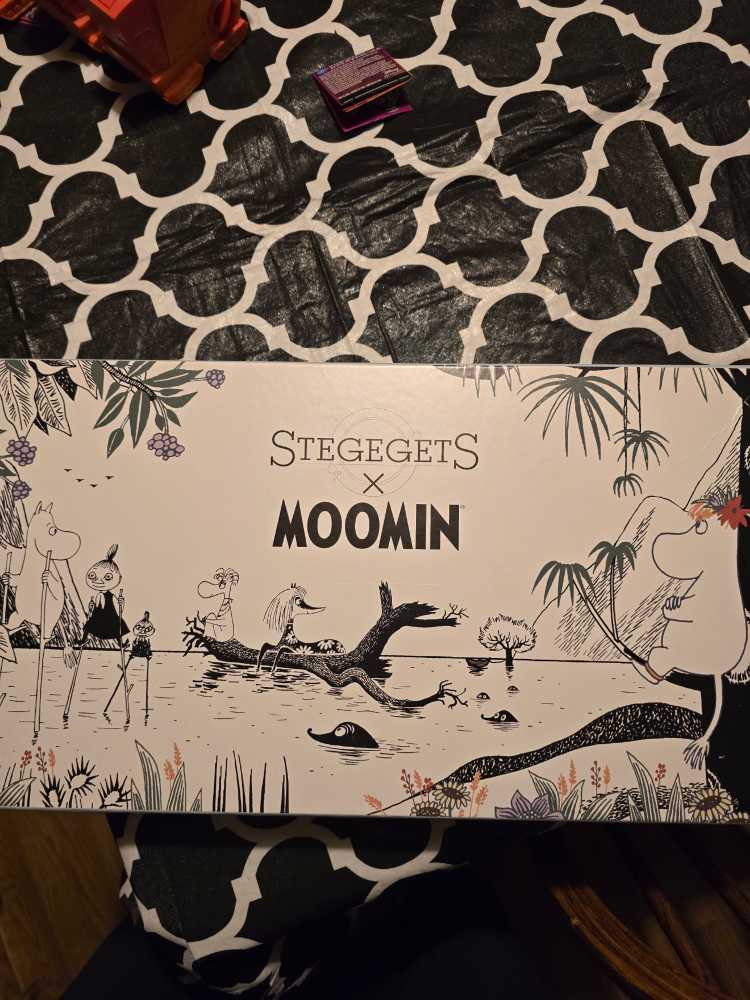 Pegasus Spiele Kylskapspoesi 43011 – Smart Aleck Black Edition