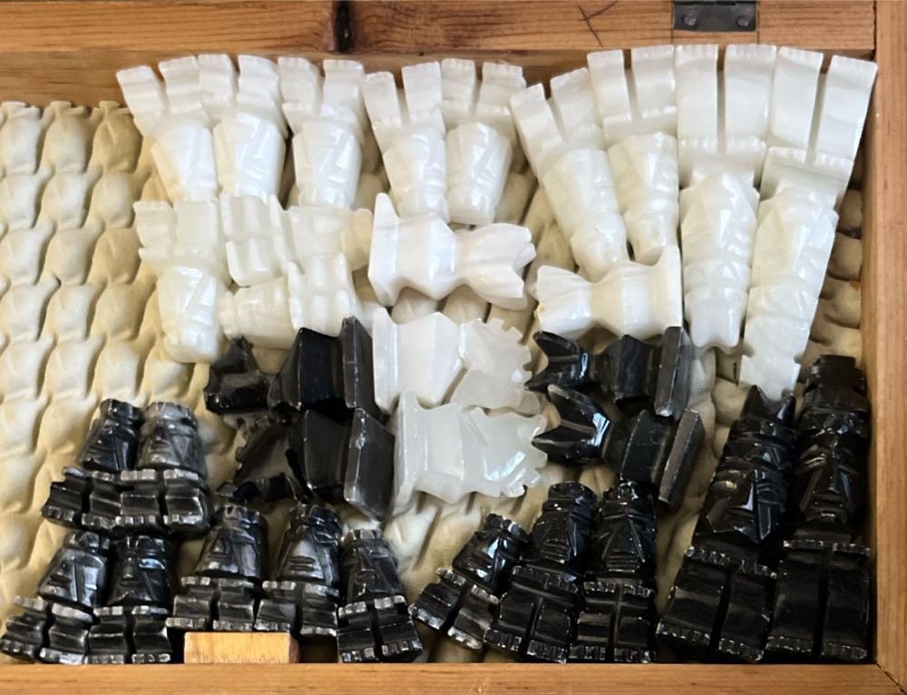 Chess  (2) board game collectible - Main Image 2