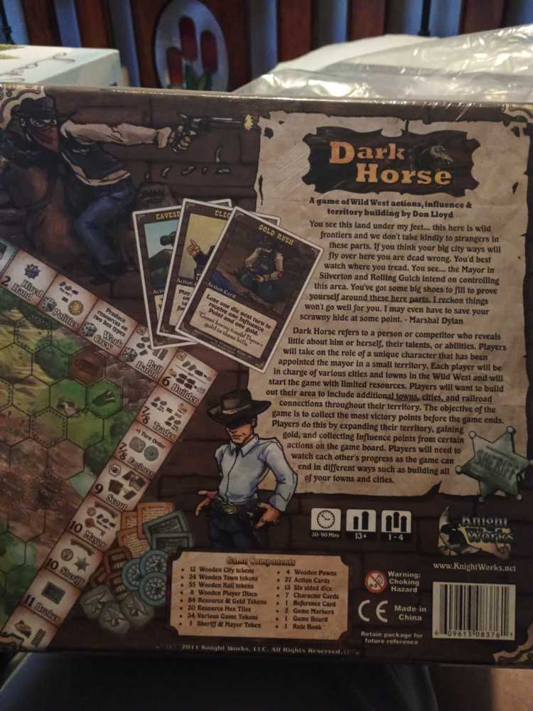 Dark Horse Deluxe Ed Box In Rebels And Rogues  board game collectible [Barcode 609613083761] - Main Image 3
