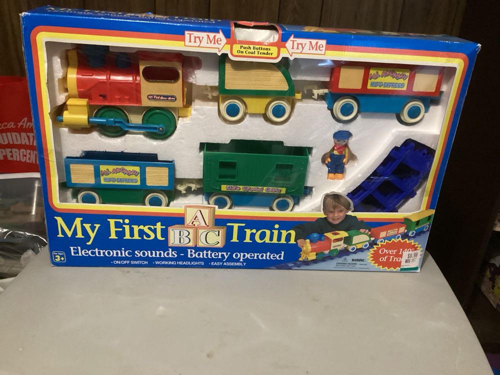 100 Paper Planes To Fold & Fly