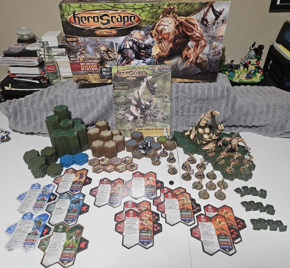 Heroscape: Swarm Of the Marro  board game collectible - Main Image 4