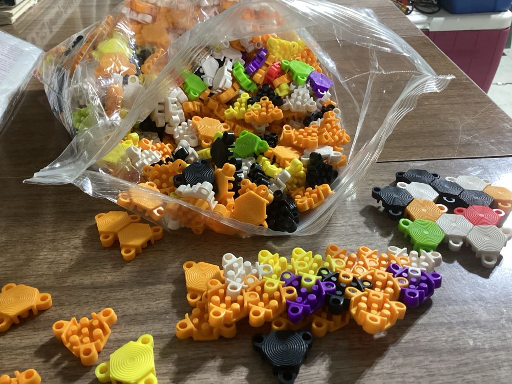 Pokemon Suitcase Box: Pikachu Ex 6 Boosters New Sealed Fr