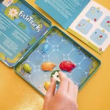 FishTricks  (1) board game collectible [Barcode 847563003419] - Main Image 3