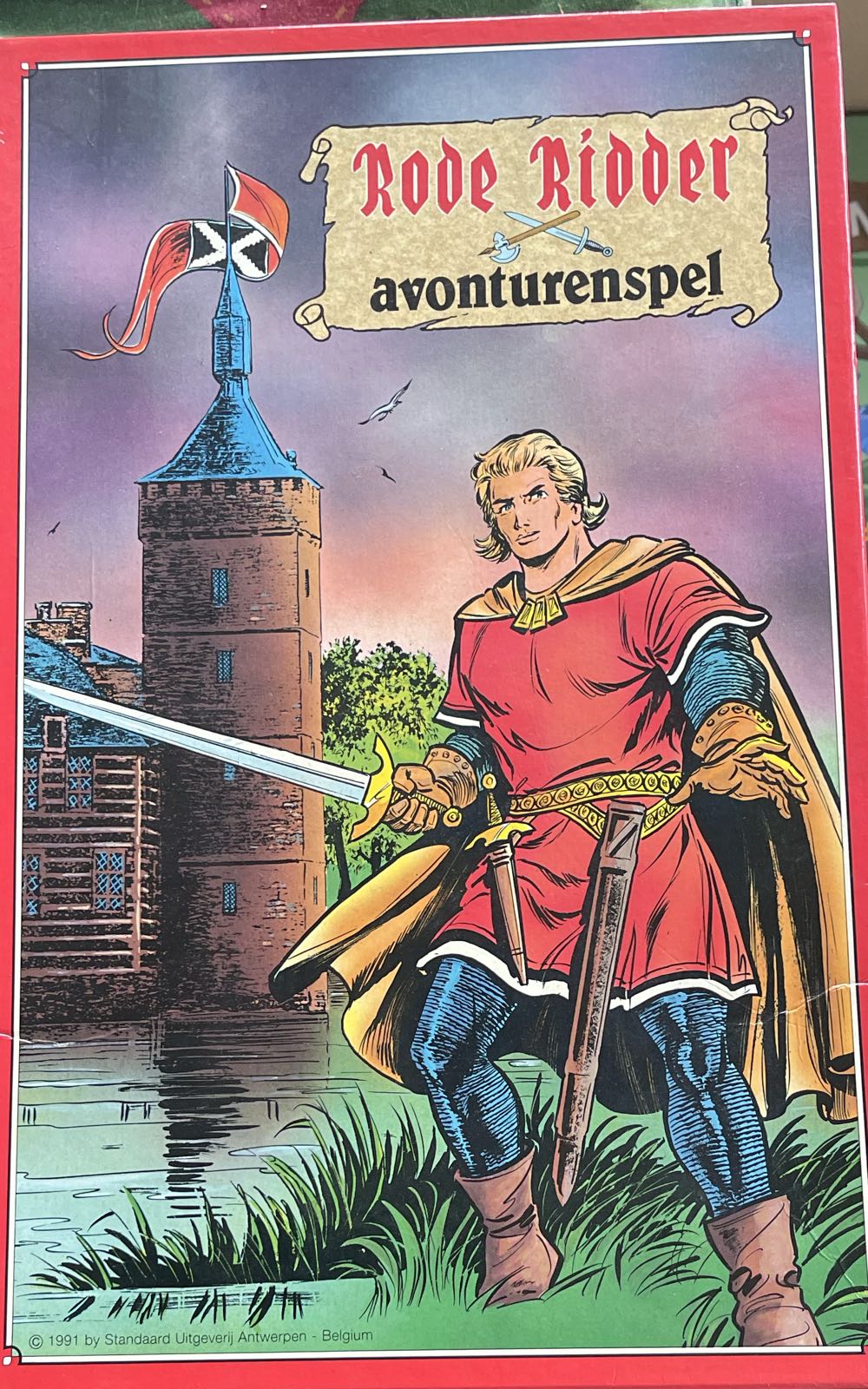 Flashdash Flashing Cube Electronic Memory And Brain Game 4-in-1 Handheld Stem Toys For Kids Cool Gadgets Games For Boys And Girls Fun Family Game For Kids Ages 6-12 Educational Gift Toy