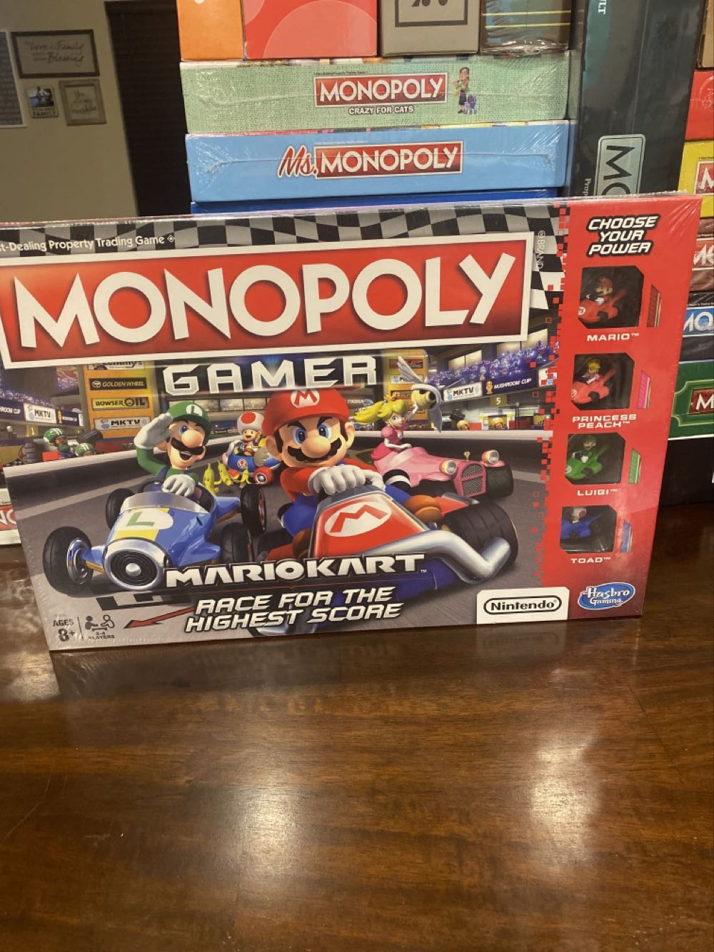 Monopoly Gamer MarioKart  (2-4) board game collectible [Barcode 630509673223] - Main Image 2