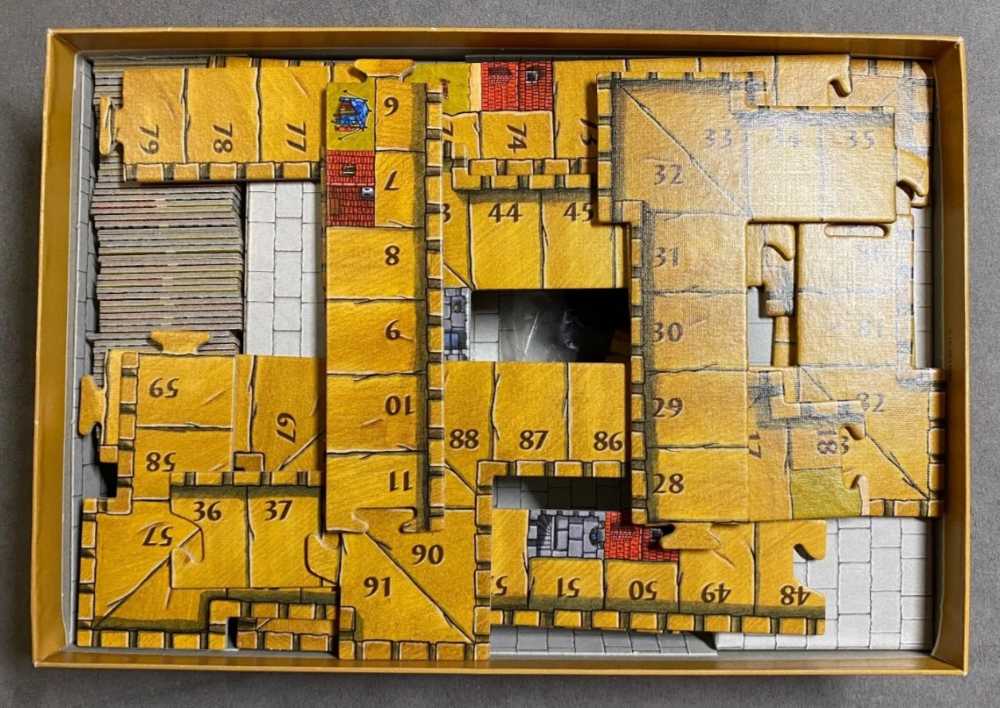 Carcassonne : The Castle  (2) board game collectible [Barcode 655132002295] - Main Image 3