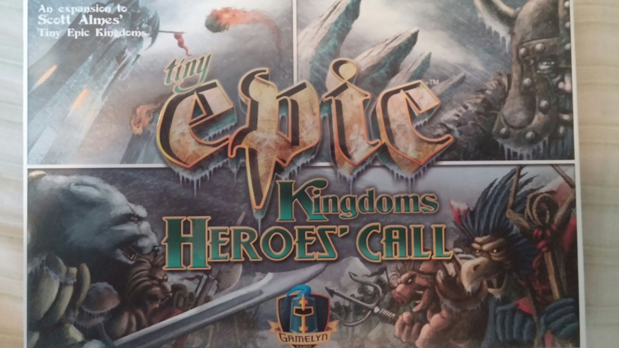 Tiny Epic Kingdoms: Heroes’ Call