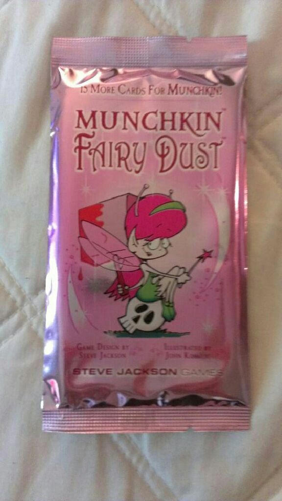 Munchkin: Fairy Dust  (3-6) board game collectible [Barcode 837654320211] - Main Image 1
