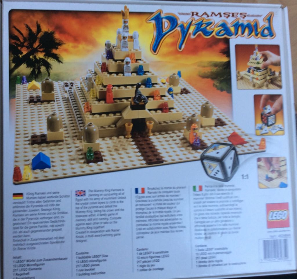 Pyramid  (2-4) board game collectible - Main Image 2