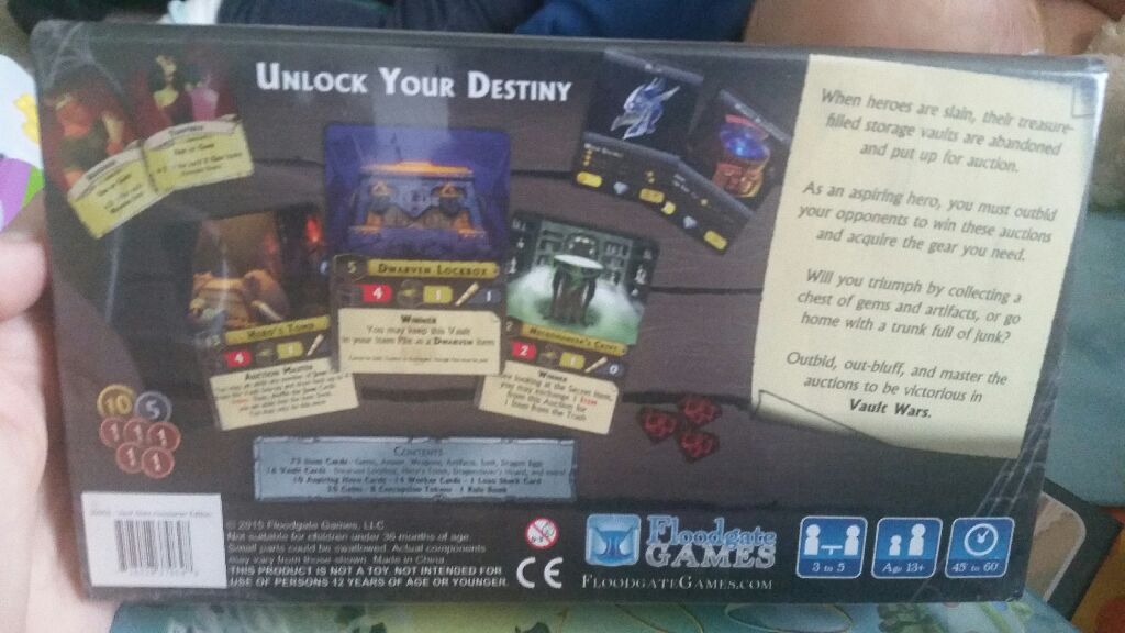 Vault Wars  (3-5) board game collectible - Main Image 2