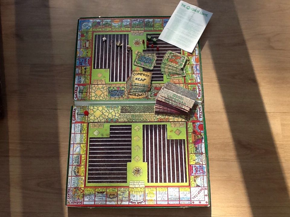 Garden Game  (2 to 4) board game collectible - Main Image 2