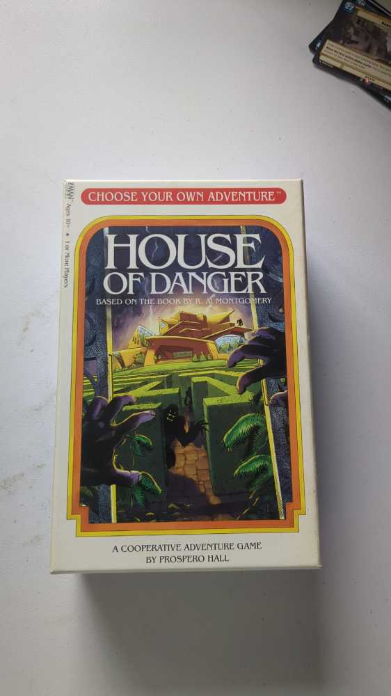 Choose Your Own Adventure: House of Danger  (1+) board game collectible [Barcode 841333105761] - Main Image 4
