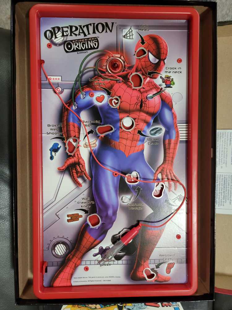 Operation Spider-Man Origins  board game collectible [Barcode 653569213543] - Main Image 2