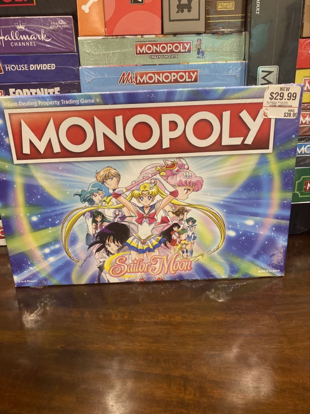 Monopoly: Sailor Moon  (2-6 Players) board game collectible [Barcode 700304150905] - Main Image 3