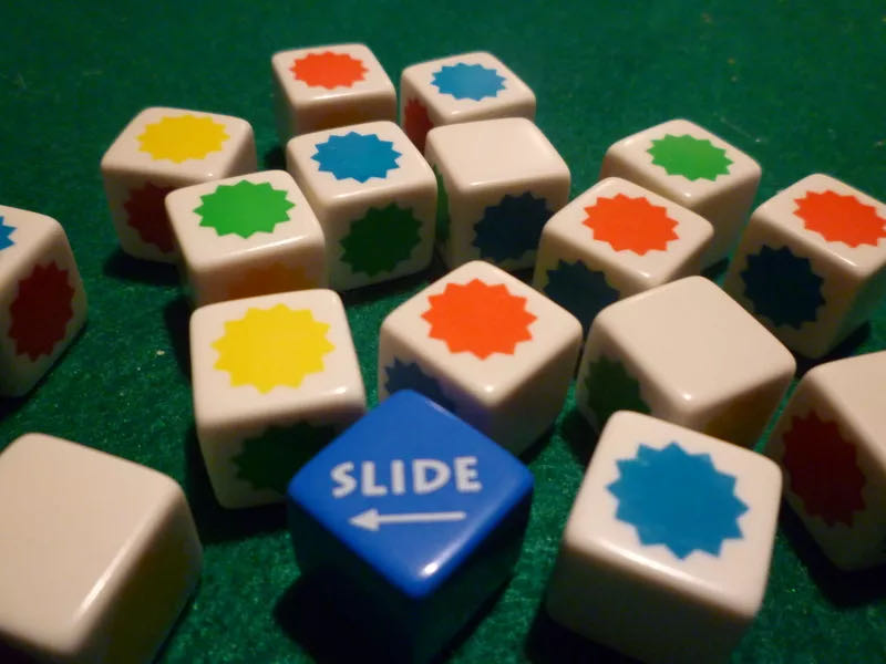 Shakin’ Sorry!  (2-4) board game collectible [Barcode 073000400507] - Main Image 3