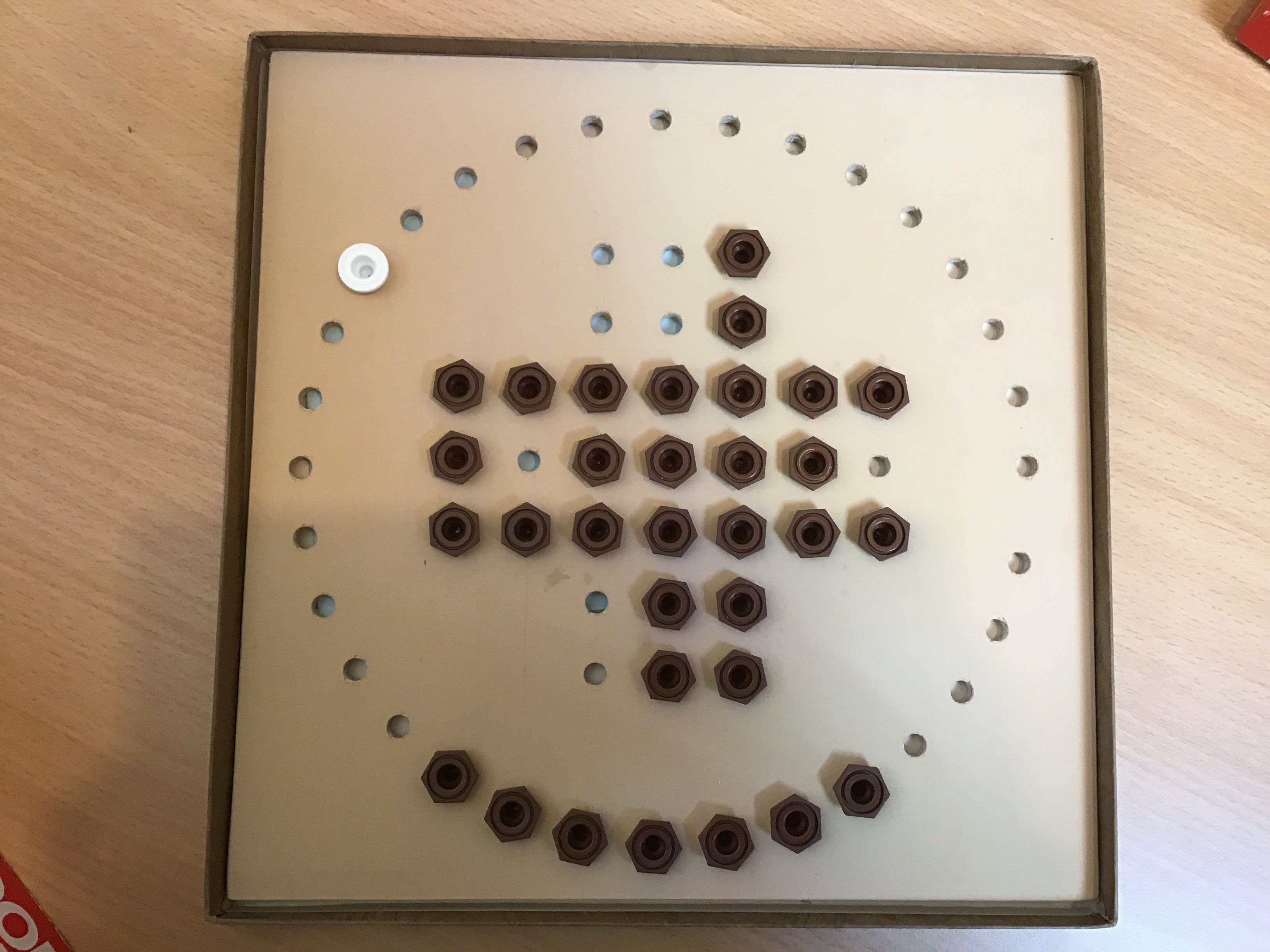MB : Connect 4