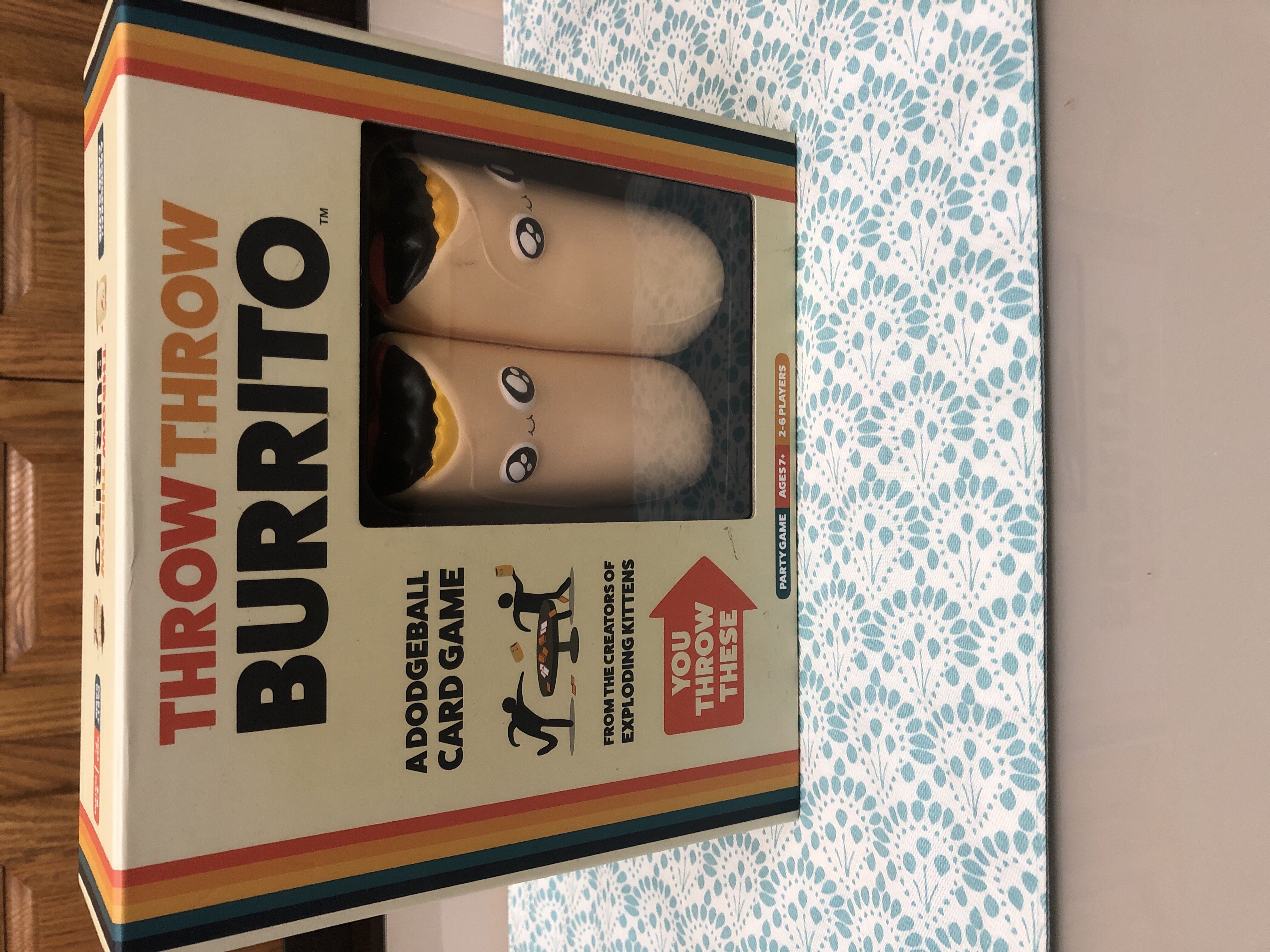 Throw Throw Burrito  (6) board game collectible [Barcode 852131006174] - Main Image 2