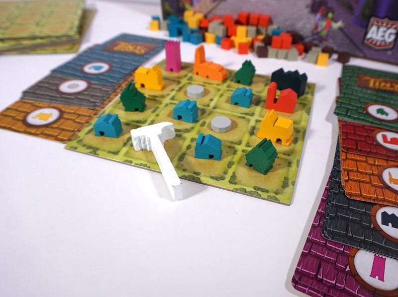 Tiny Towns  (1-6) board game collectible [Barcode 729220070531] - Main Image 3