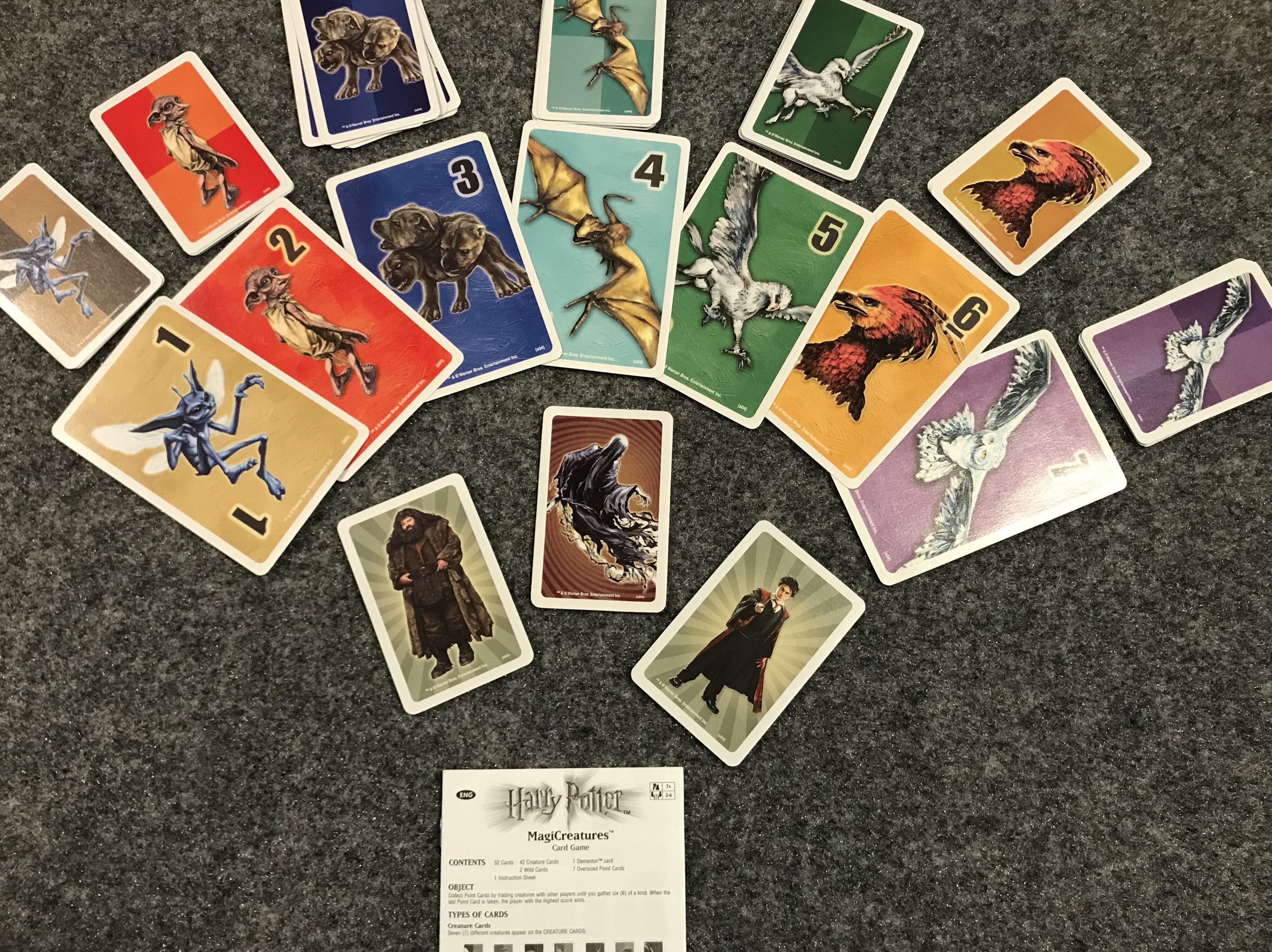 Harry Potter Magic Creatures Card Game  (3 to 6) board game collectible [Barcode 027084104653] - Main Image 3