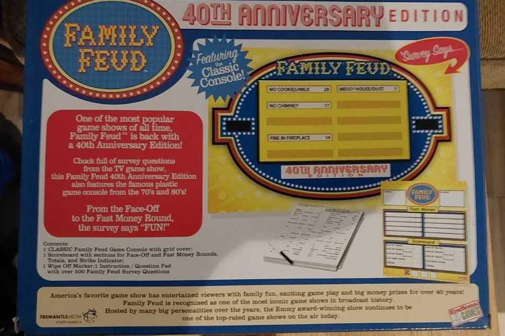 Family Feud 40th Anniversary Education  board game collectible [Barcode 632468003165] - Main Image 2