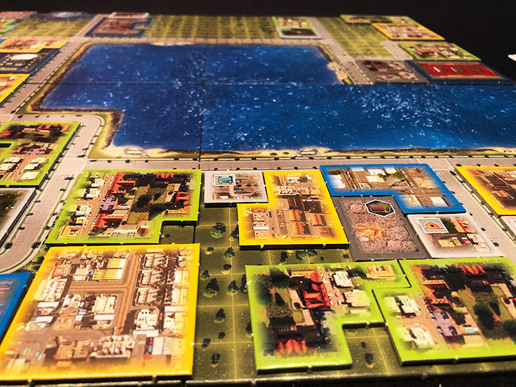 Cities: Skylines  (1-4) board game collectible [Barcode 814743014565] - Main Image 3