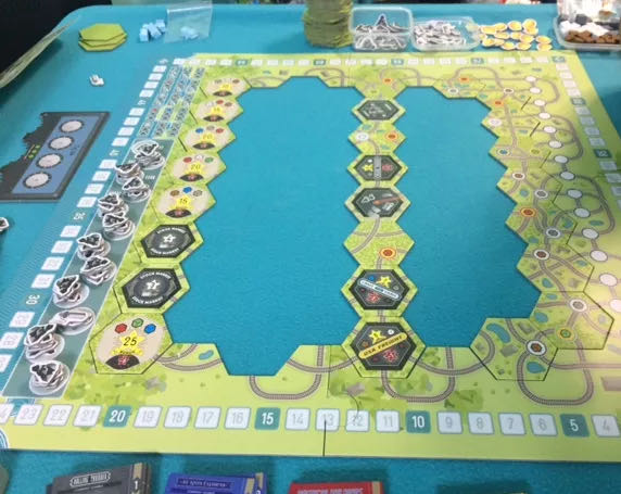 Whistle Stop  (2-5) board game collectible [Barcode 689070017400] - Main Image 3