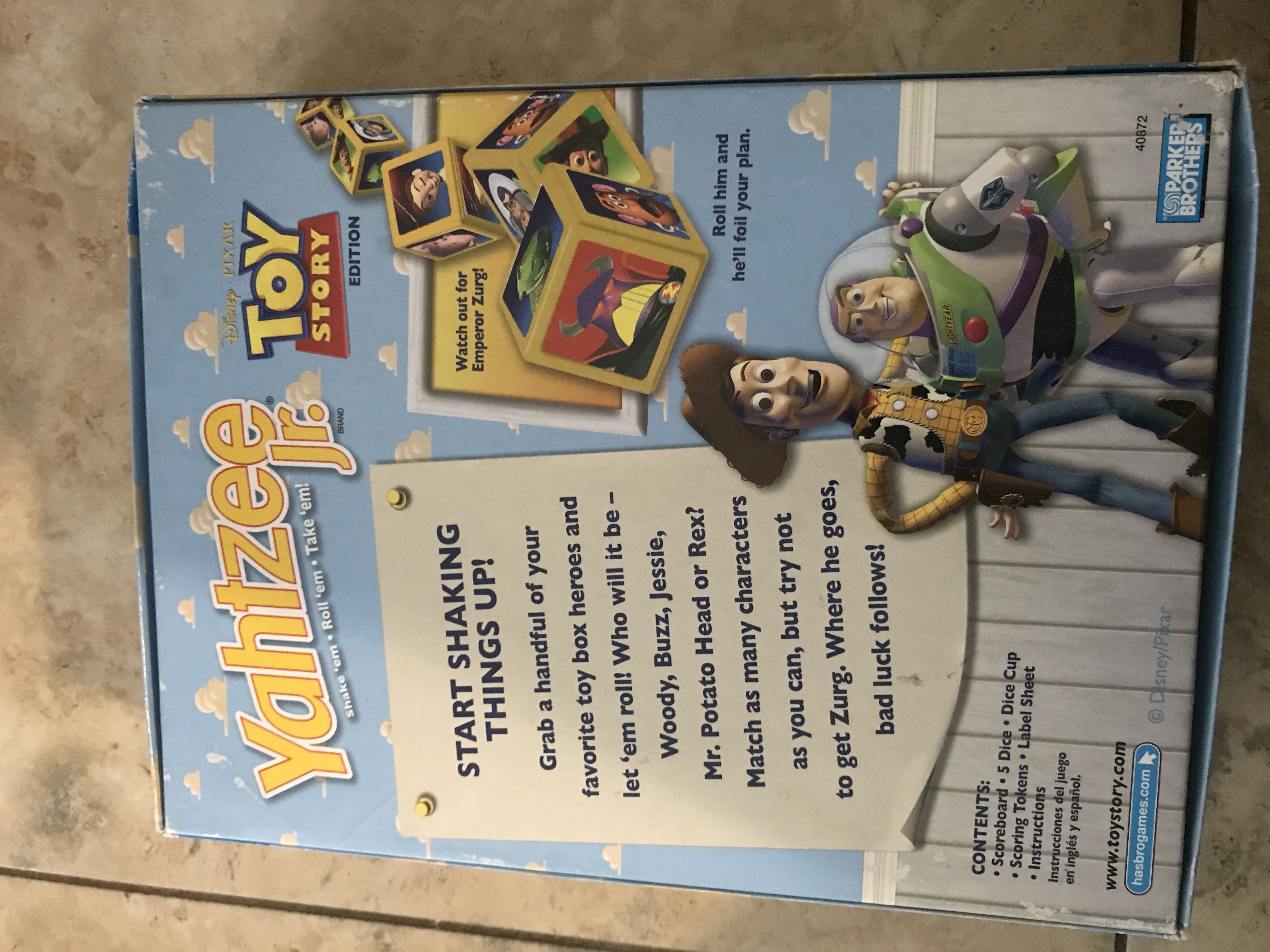Yahtzee Jr. Toy Story  (2-4) board game collectible [Barcode 653569455417] - Main Image 2