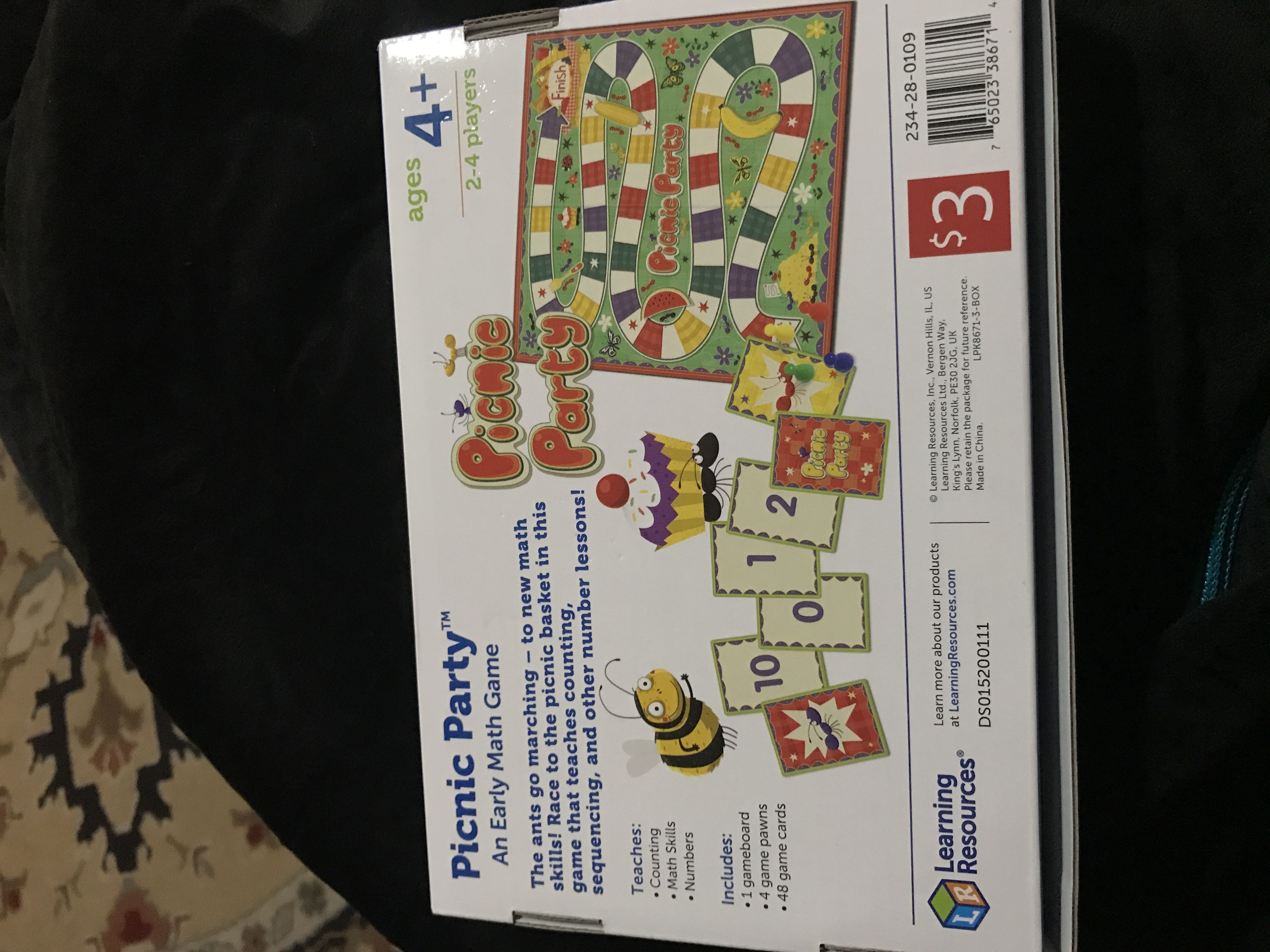 Picnic Party  (2-4) board game collectible [Barcode 765023386714] - Main Image 2