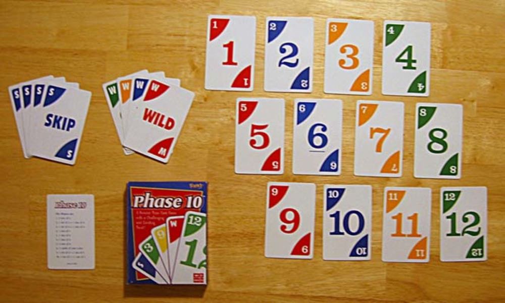 Phase 10  (2-6) board game collectible [Barcode 887961437225] - Main Image 4