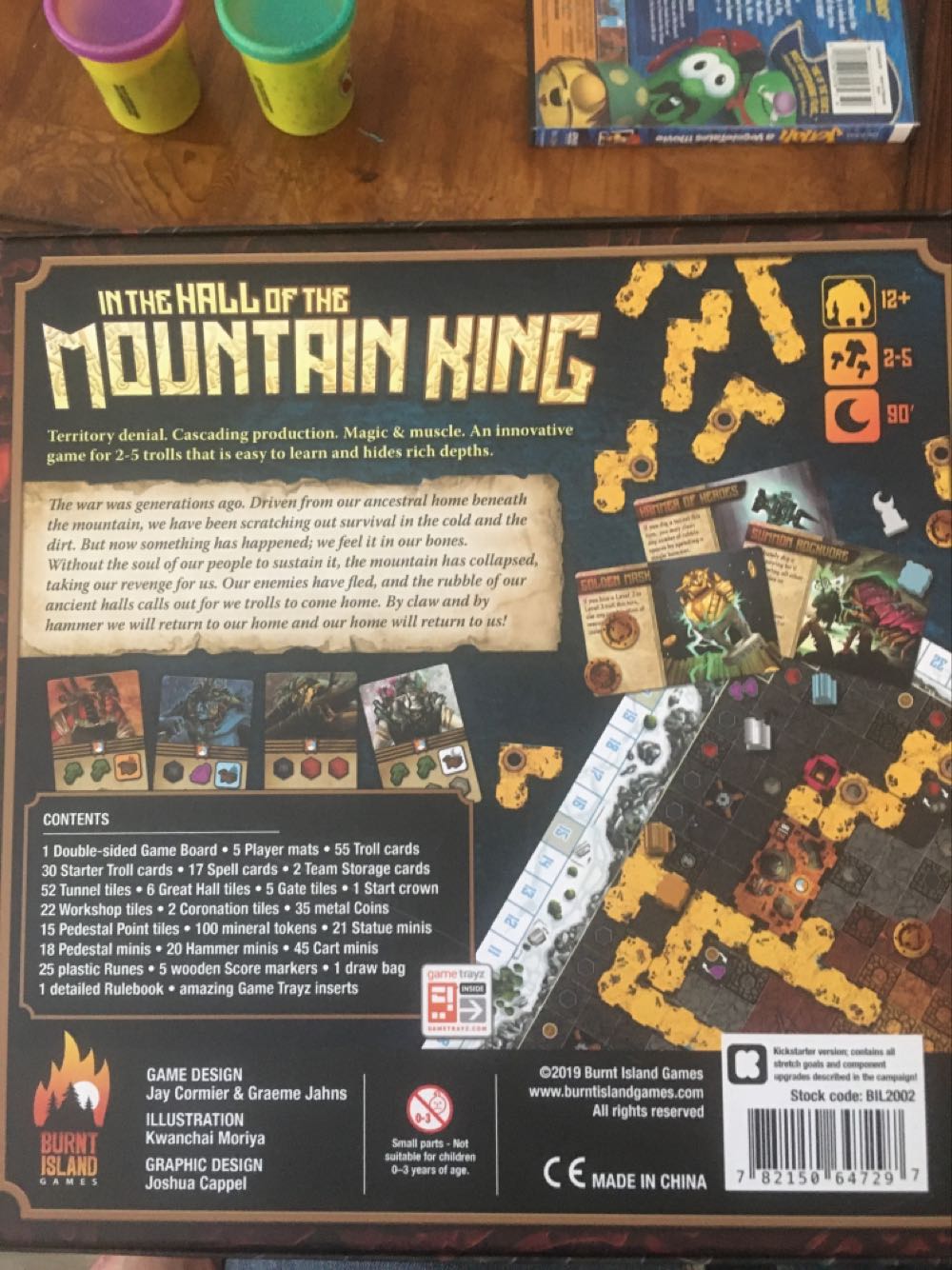 In the Hall of the Mountain King  (1-5) board game collectible [Barcode 782150647297] - Main Image 2