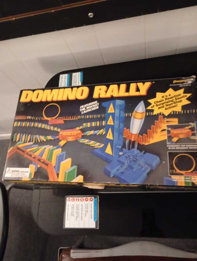 Domino Rally Classic  board game collectible - Main Image 2