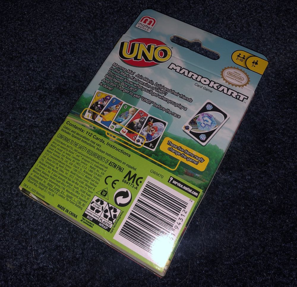 Uno: Mario Kart  (2-10) board game collectible [Barcode 887961943122] - Main Image 2