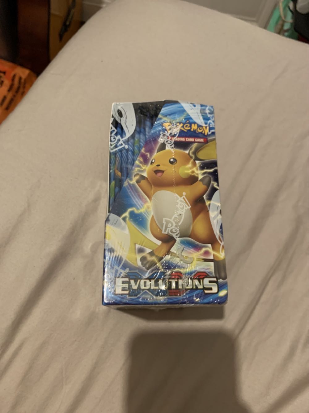 XY Evolutions Booster Box  board game collectible [Barcode 820650811555] - Main Image 2