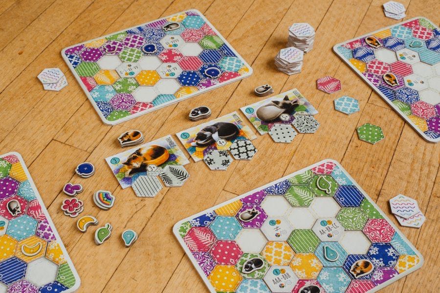 Calico  (1-4) board game collectible [Barcode 729220062109] - Main Image 3