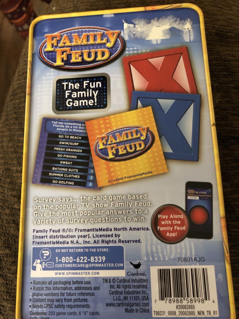 Family Feud  (2+) board game collectible [Barcode 778988589984] - Main Image 2