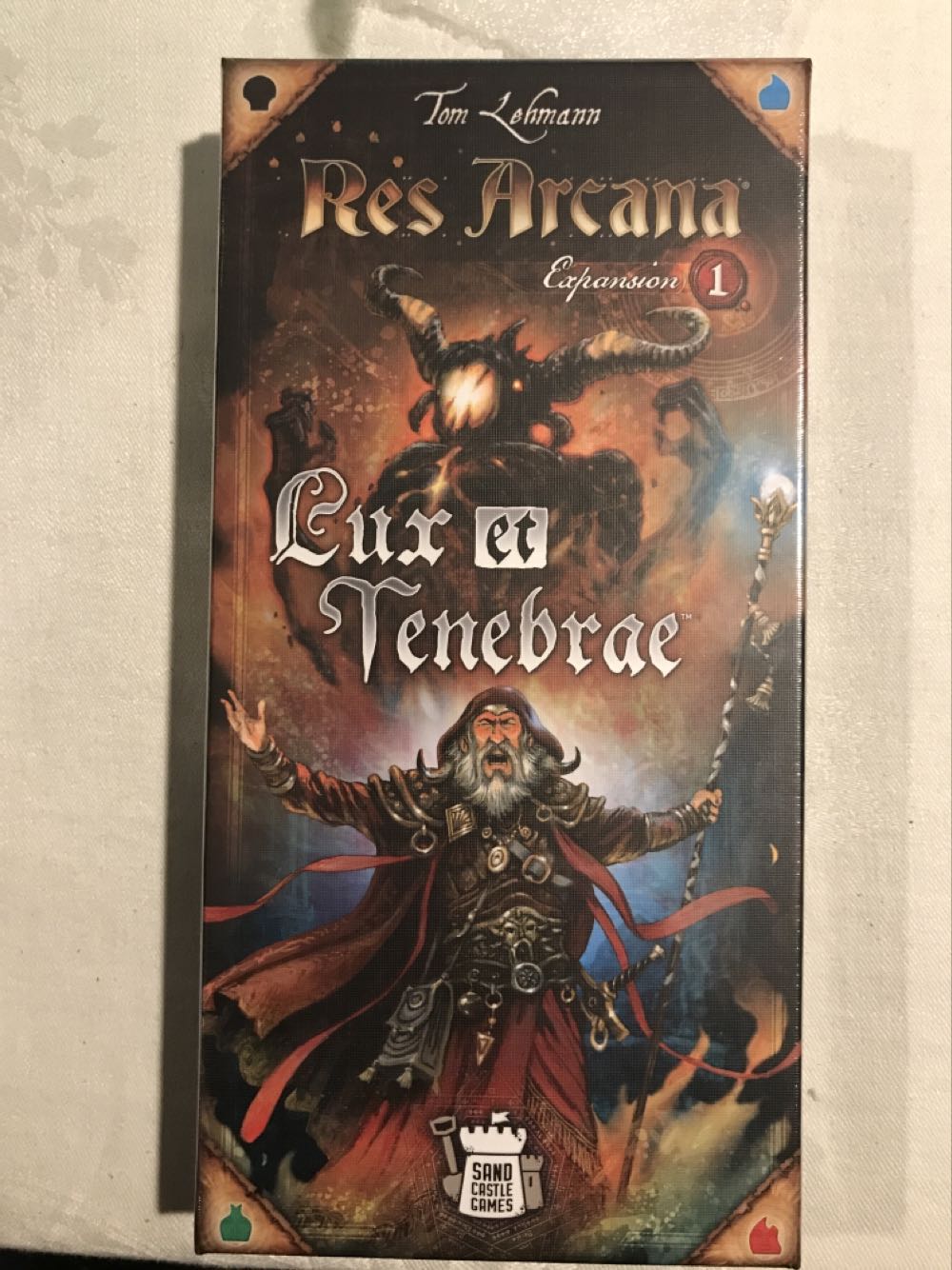 Res Arcana: Lux Et Tenebrae