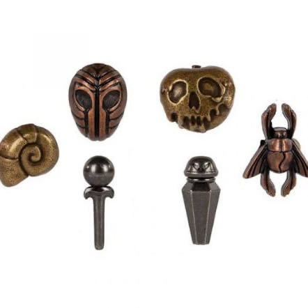 CLUE®: DISNEY VILLAINS Edition  (3-6) board game collectible [Barcode 400921563392] - Main Image 4