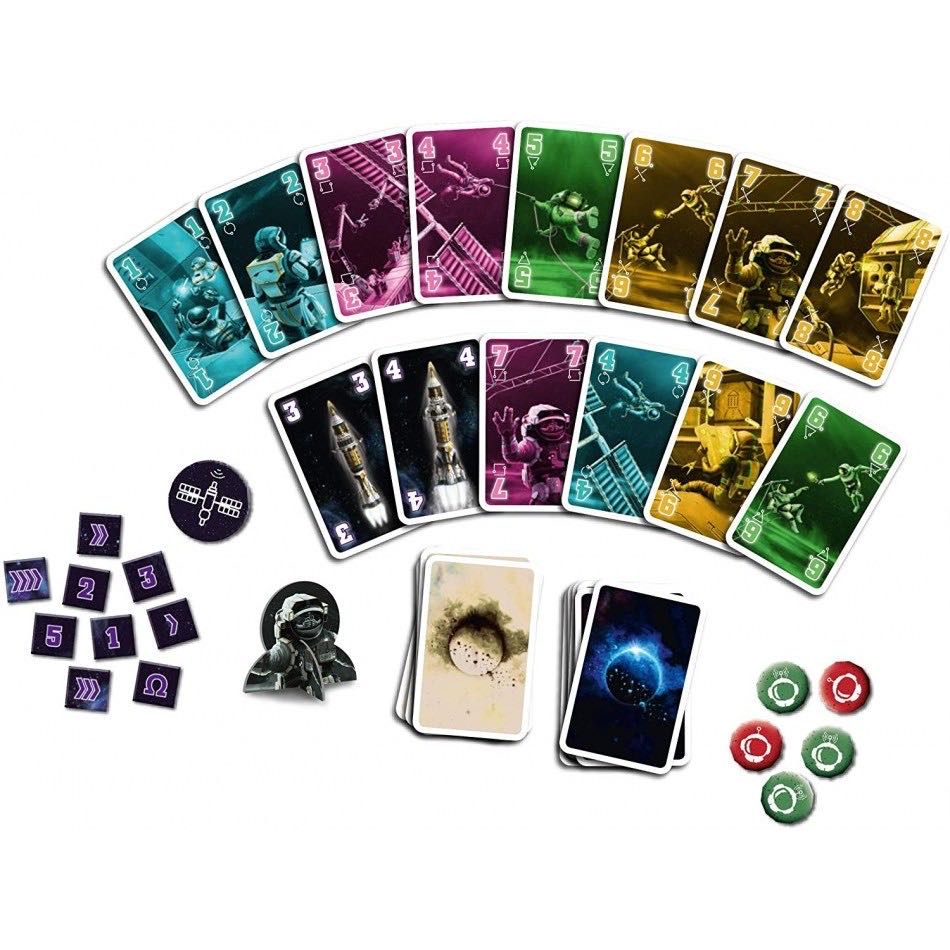 The Crew: The Quest For Planet Nine  (3-5) board game collectible [Barcode 814743015005] - Main Image 3