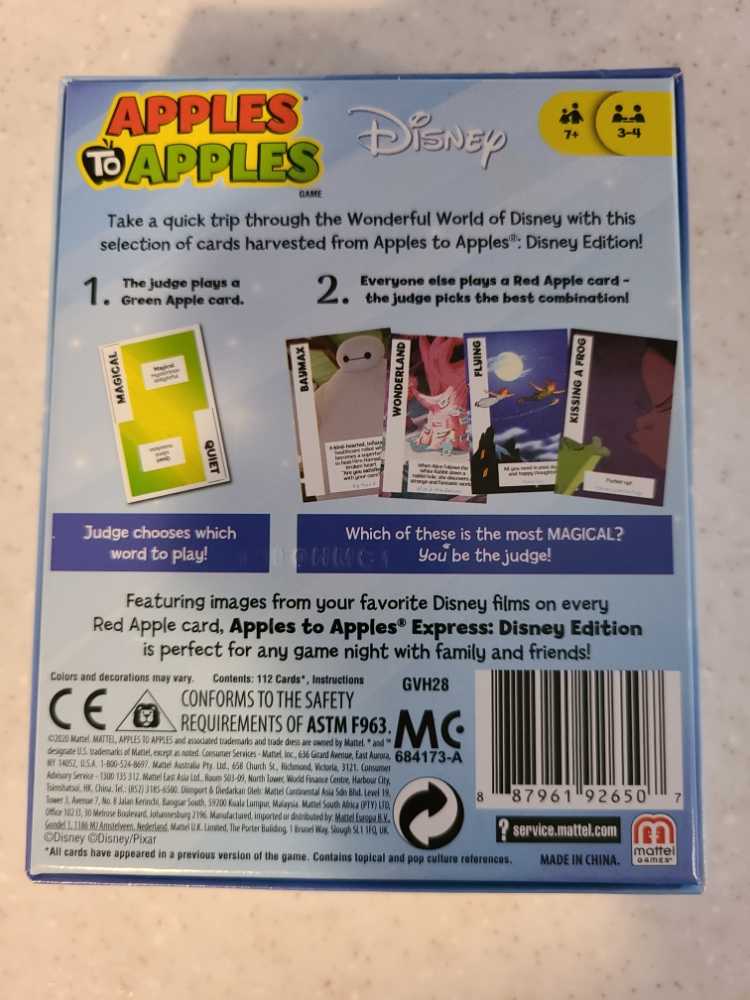 Disney Apples to Apples  (3-4) board game collectible - Main Image 2