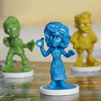 CLUE® JUNIOR “The Case of the Broken Toy”  (2-6) board game collectible [Barcode 630509880522] - Main Image 2