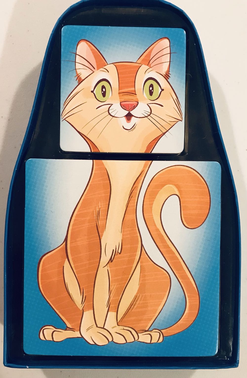 Heads Talk Tails Walk  (2-5) board game collectible [Barcode 019275018603] - Main Image 4